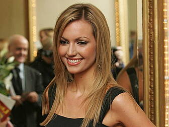 Rosanna distances herself from...